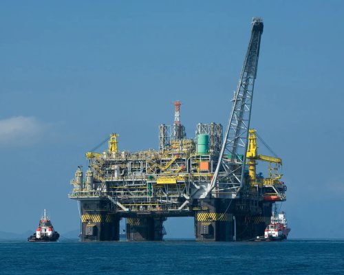 oil-production-platform-water-basin-state-Campos
